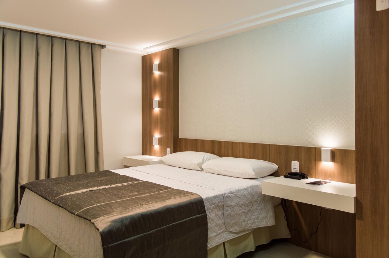 Bravo Hotel João Neiva エクステリア 写真